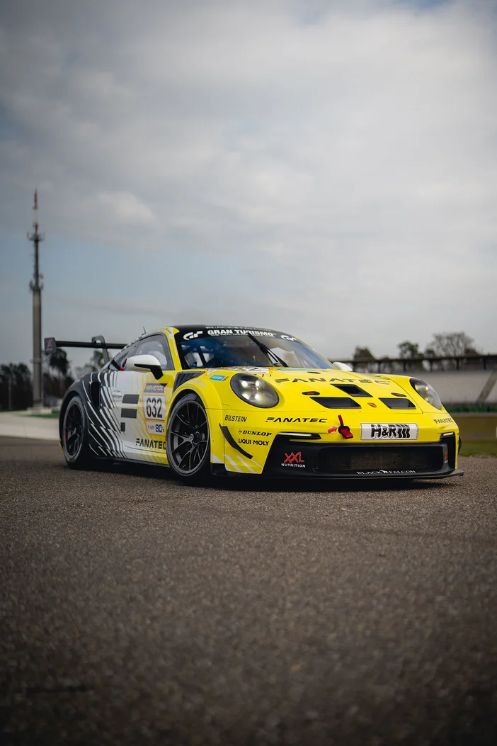 Black_Falcon_Team_Fanatec_Hockenheim_car_2