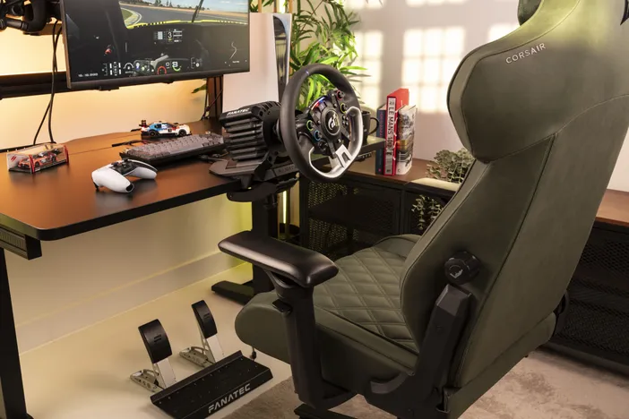Gran Turismo DD Pro with table clamp